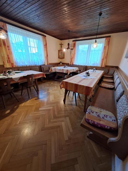 Urlaub Am Bauernhof Familie Kitting Vorau